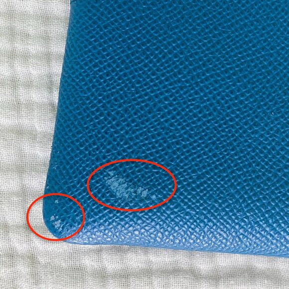 Coach Zip Wristlet - Picture 3 of 7